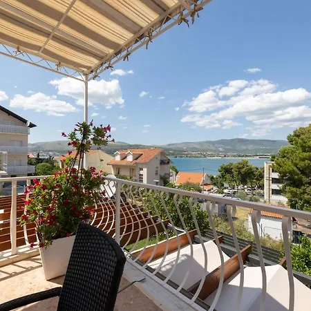 Apartment By The Sea Mastrinka, Ciovo - 21601 Trogir